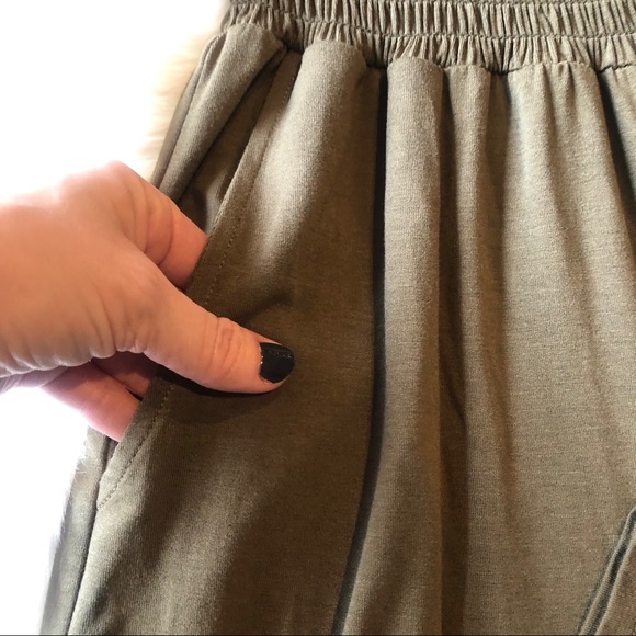 Michael Stars Jumpsuit W/ Pockets Olive Green NWOT - Picture 3 of 8